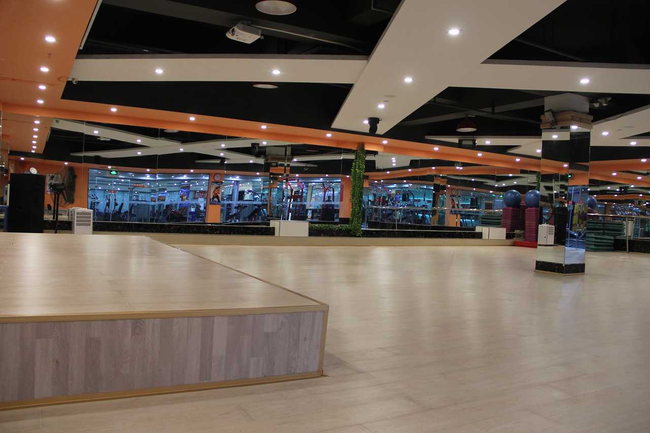 在湖南開個(gè)小型健身房的投資成本是多少錢？